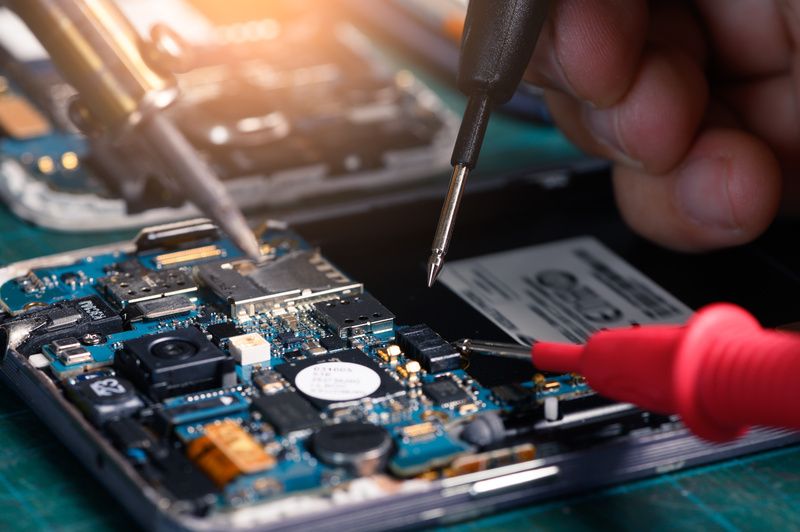 Réparation de téléphones et PC près de Tonnerre